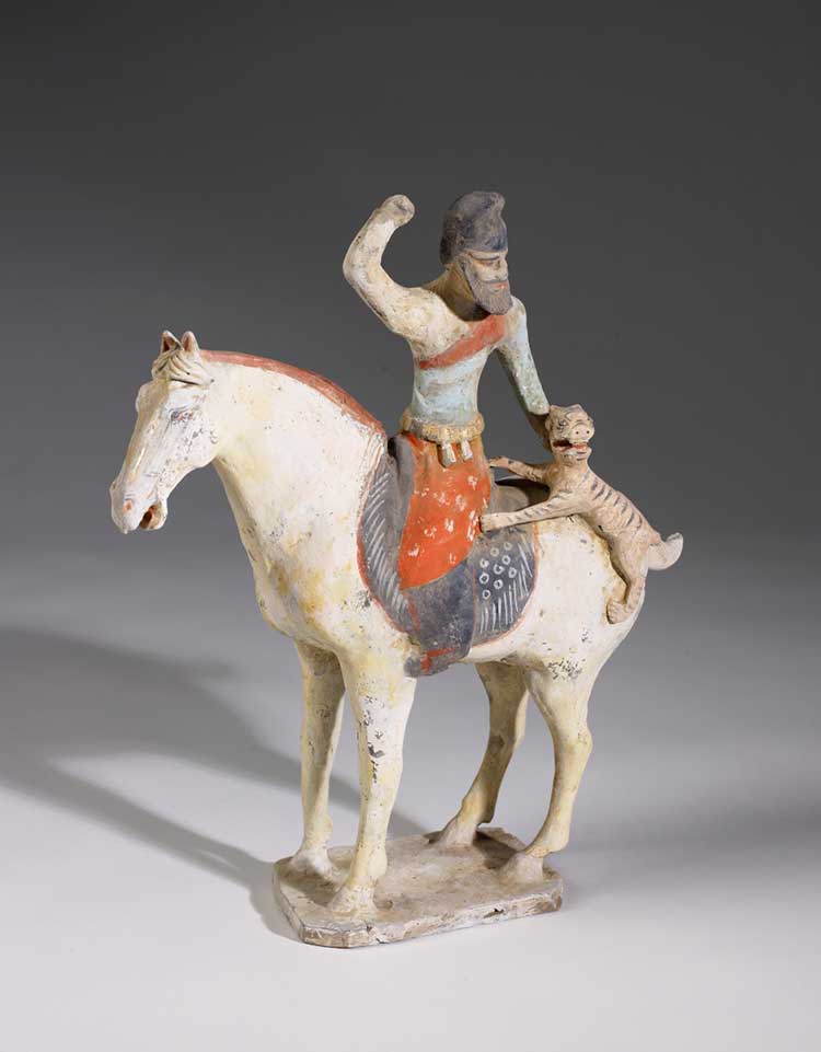 Visiting New York? Check out Sadigh Gallery, Home to Authentic Ancient Roman Artifacts