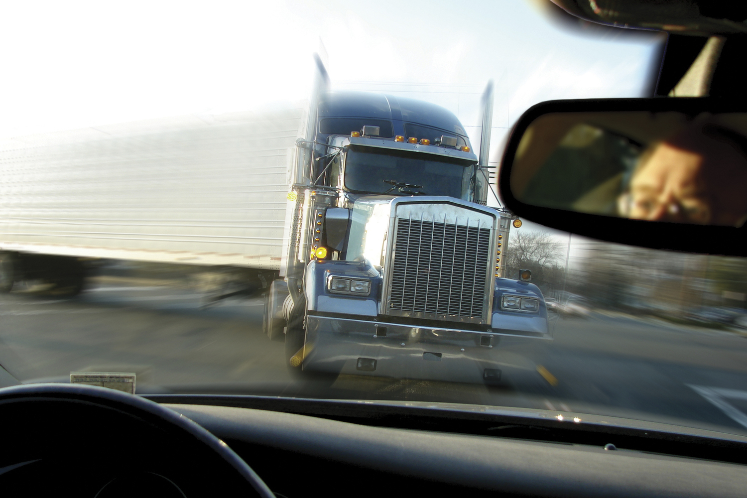 Common Causes of Semi-Truck Accidents